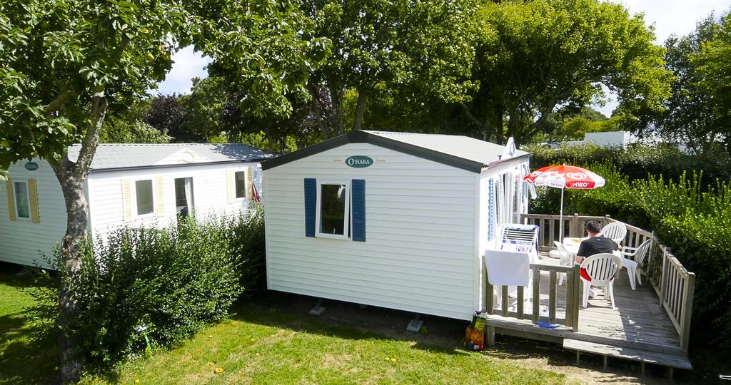 Отель Camping Du Poulquer Бенодет Экстерьер фото
